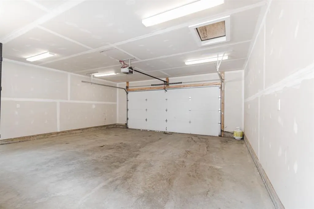 300 Sparrow Hawk Drive, #9
