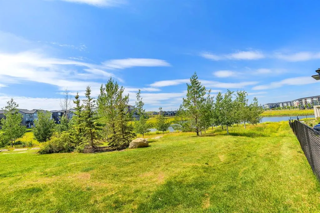 218 Sherwood Square NW, #302