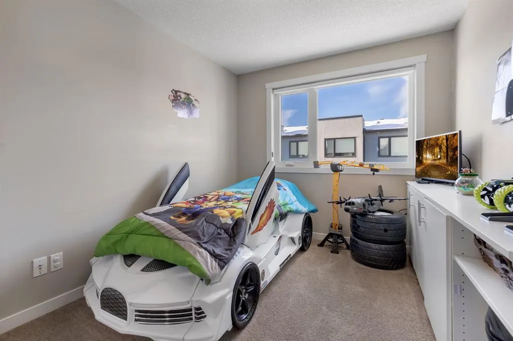 218 Sherwood Square NW, #302