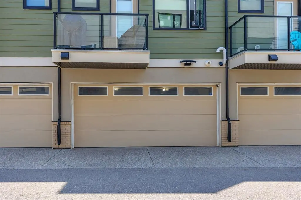 218 Sherwood Square NW, #302