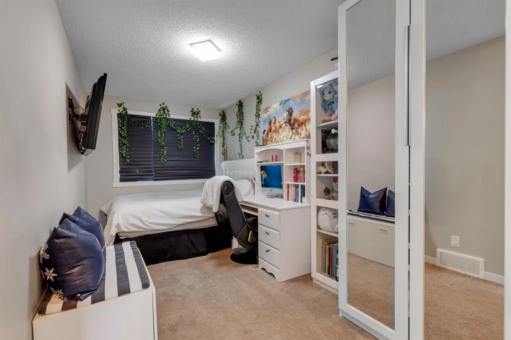 218 Sherwood Square NW, #302
