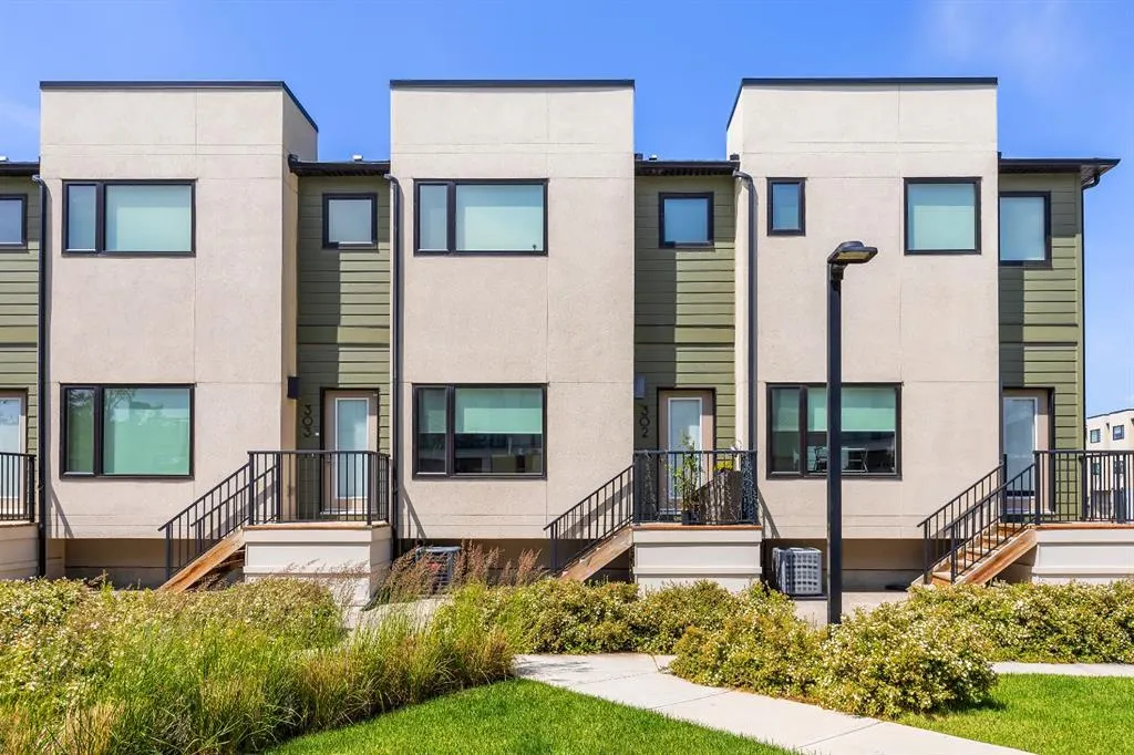 218 Sherwood Square NW, #302