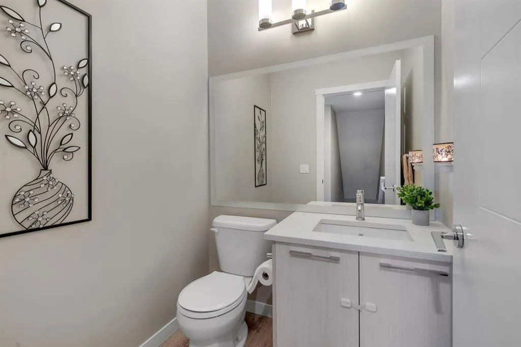 218 Sherwood Square NW, #302