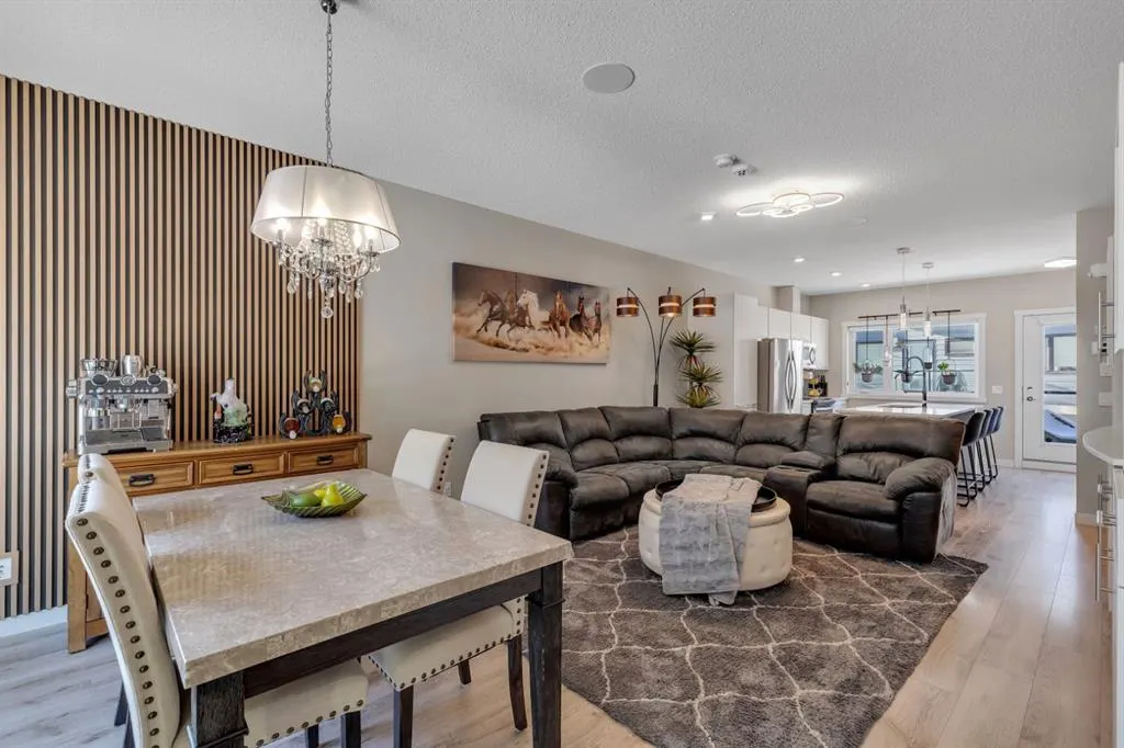 218 Sherwood Square NW, #302