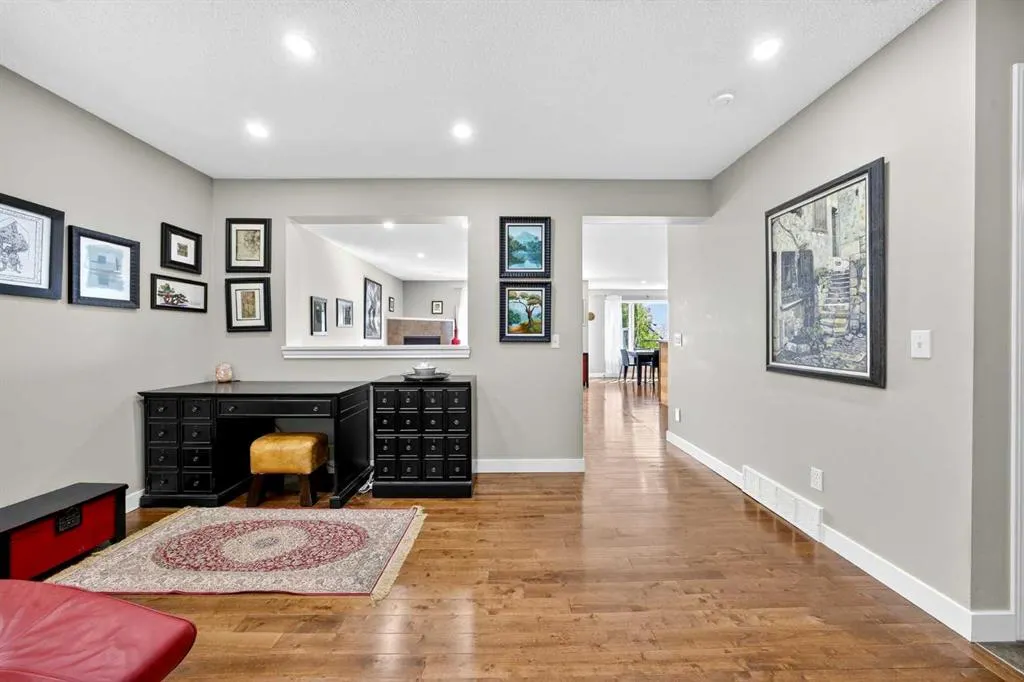 145 Panamount Rise NW