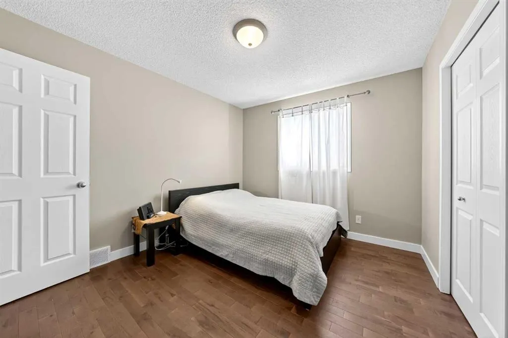 145 Panamount Rise NW