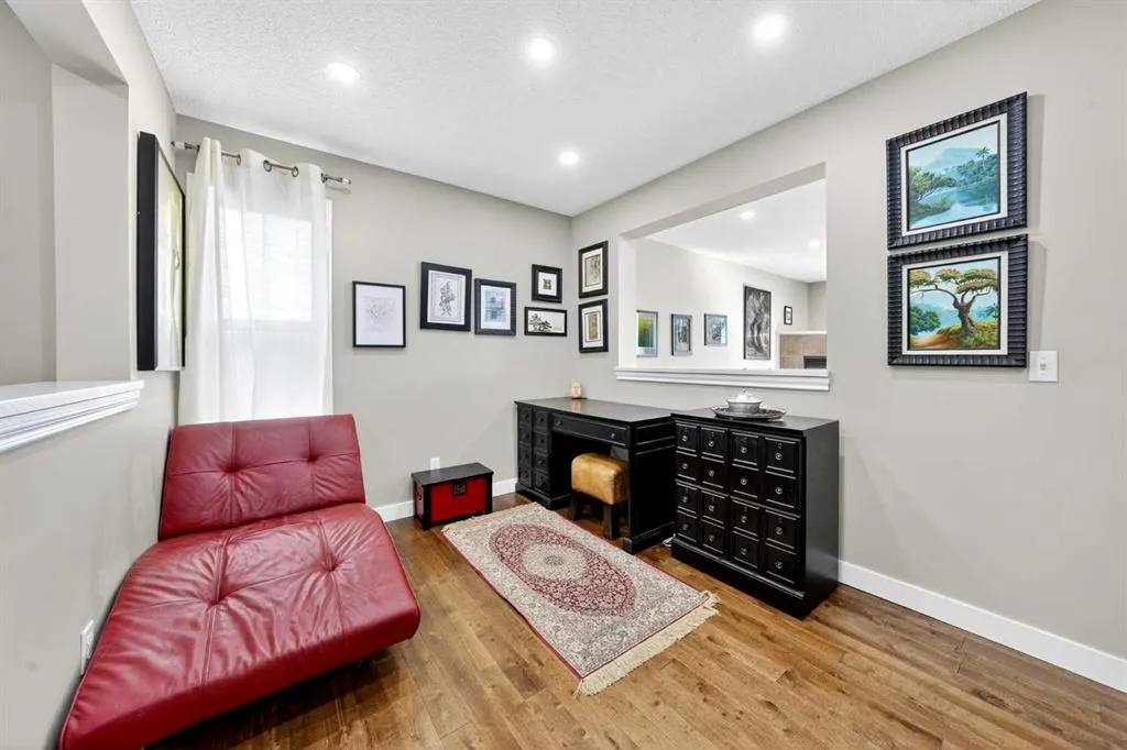 145 Panamount Rise NW