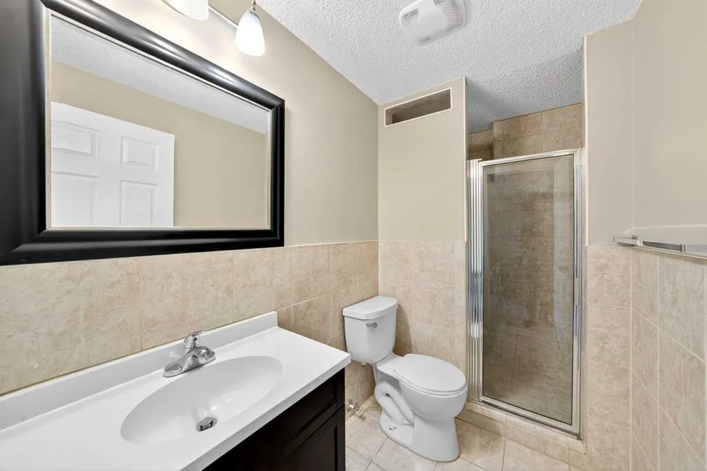 145 Panamount Rise NW