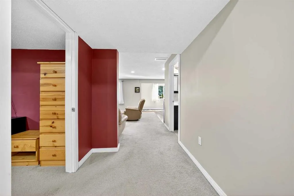 145 Panamount Rise NW
