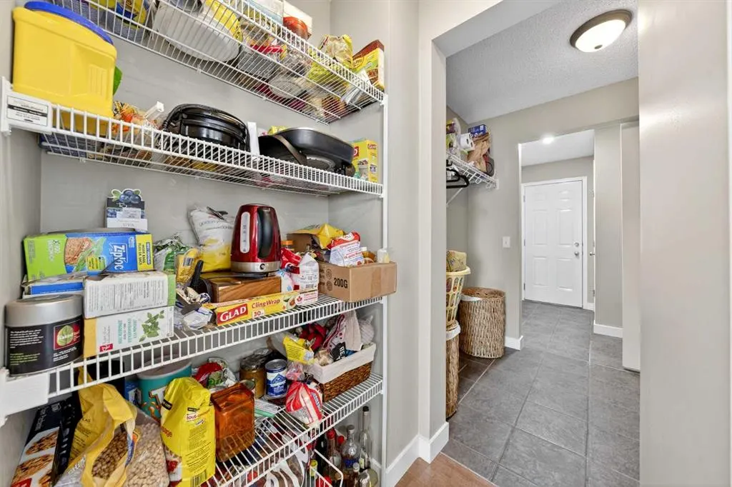 145 Panamount Rise NW