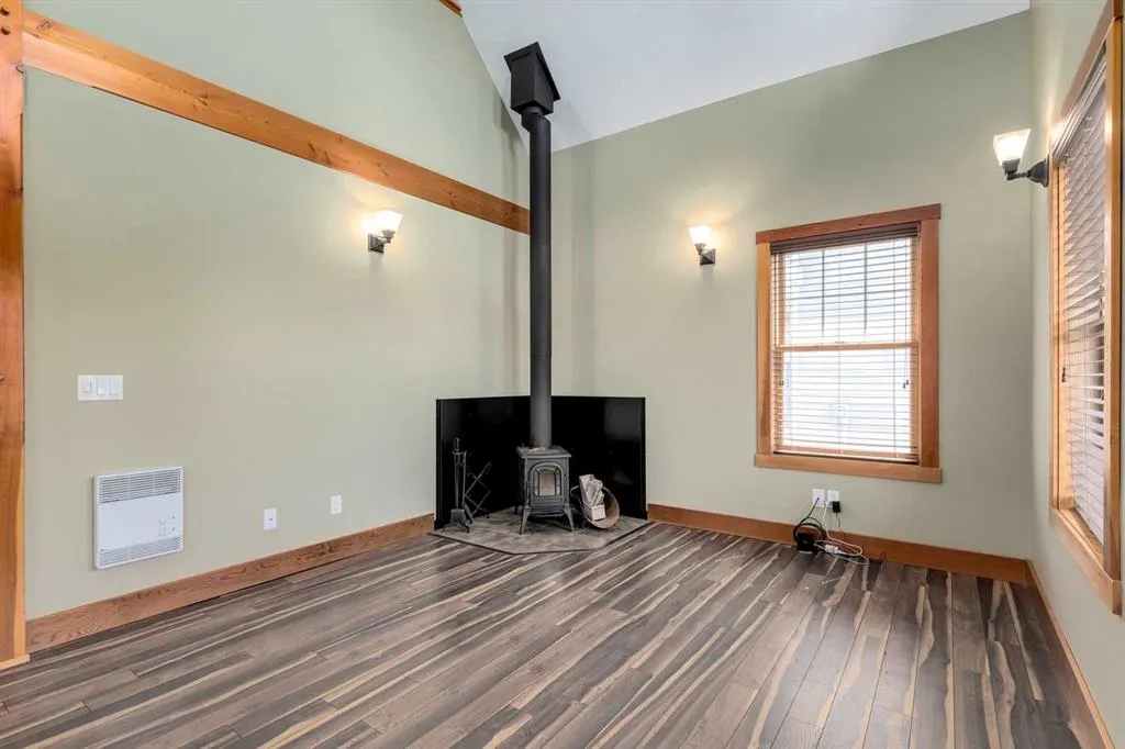 209 Cottageclub Crescent