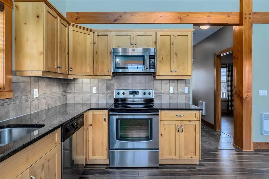 209 Cottageclub Crescent