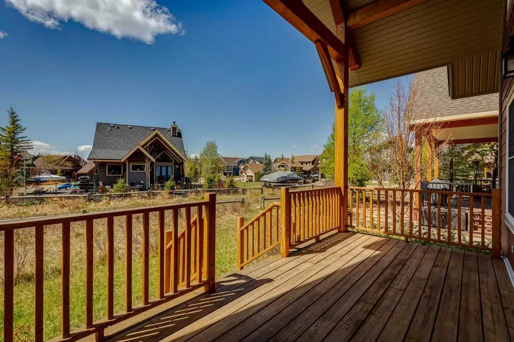 209 Cottageclub Crescent