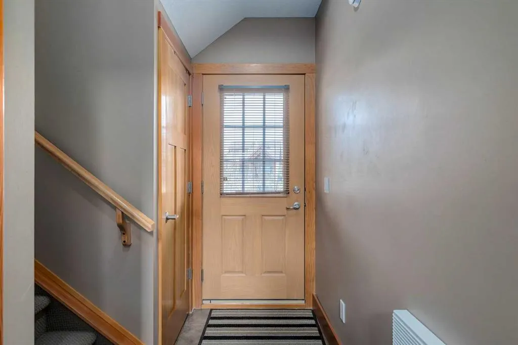 209 Cottageclub Crescent