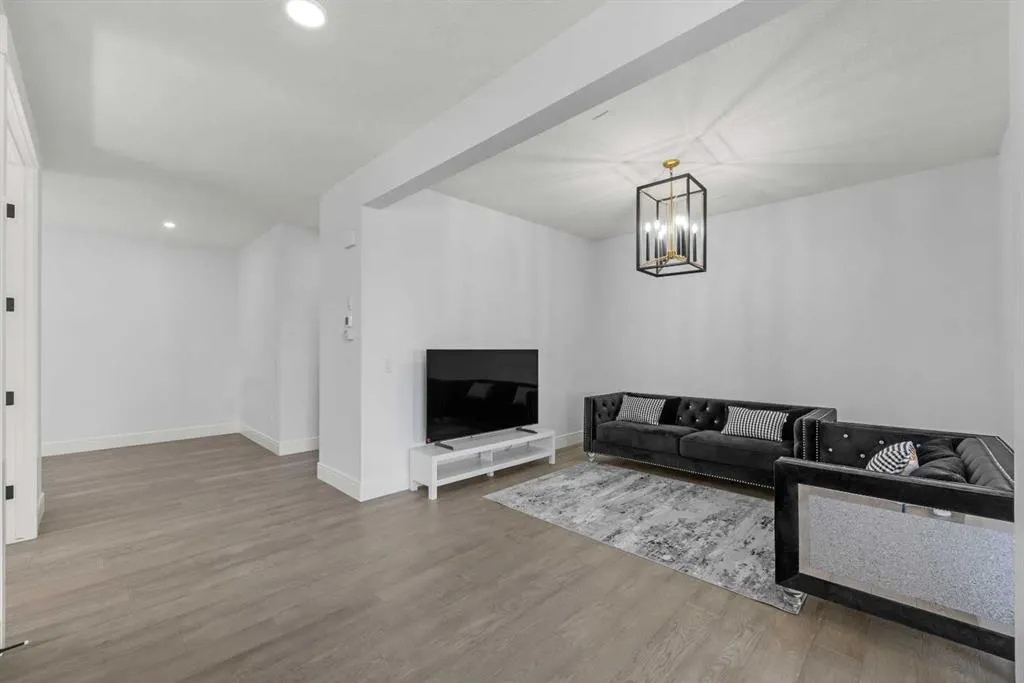 33 Waterford Terrace