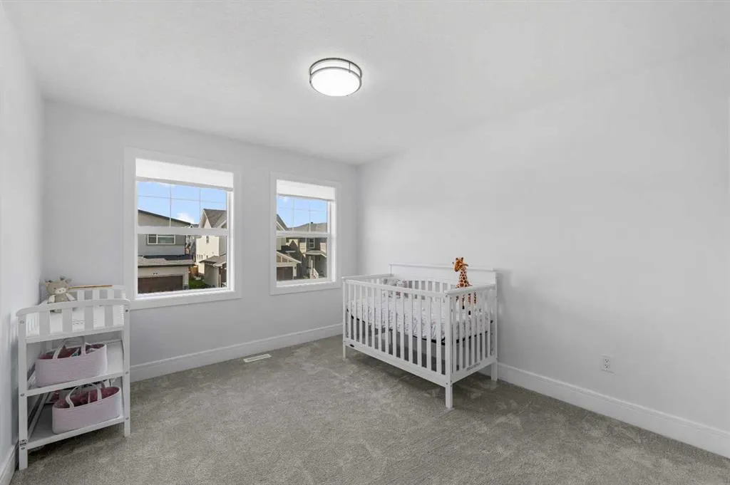 33 Waterford Terrace