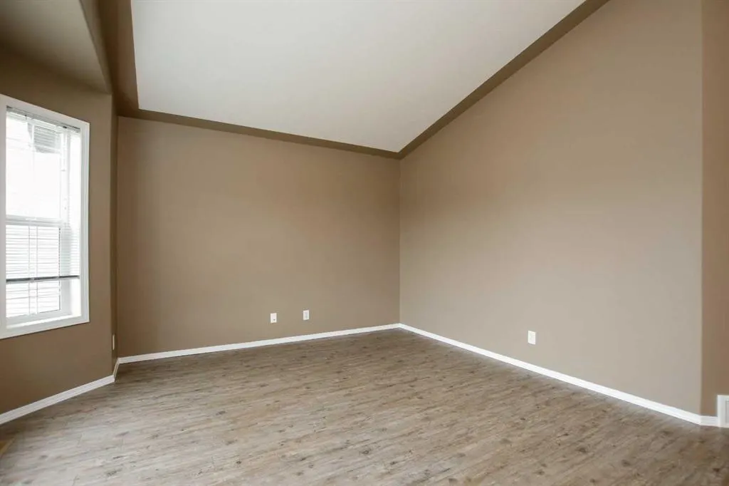 27 Inkster Close