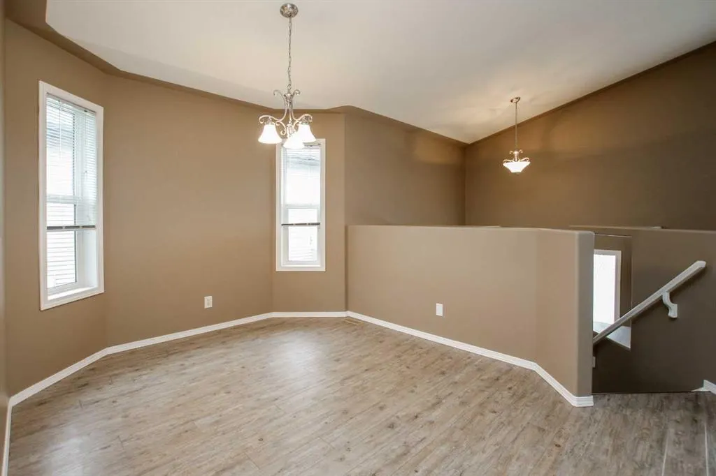 27 Inkster Close