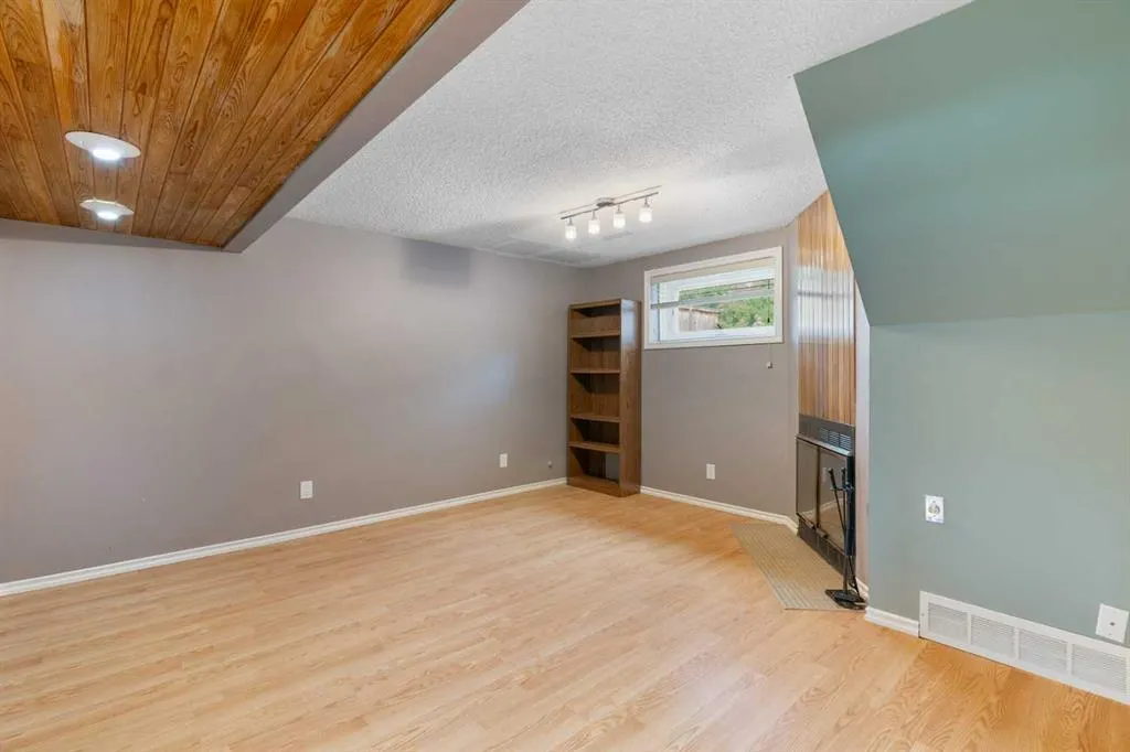 129 Brintnell Road