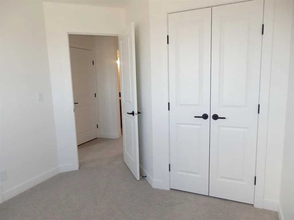 42 Irvin Way