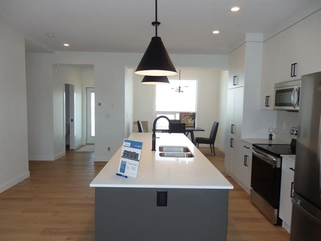 42 Irvin Way