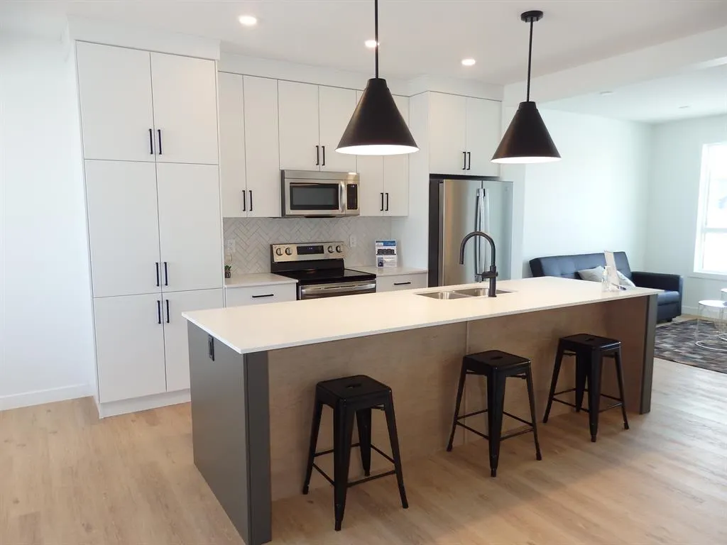 42 Irvin Way