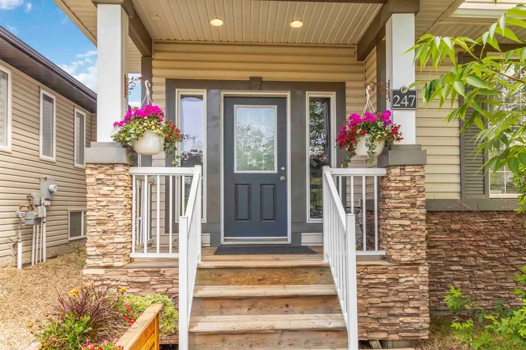 247 Loutit Road