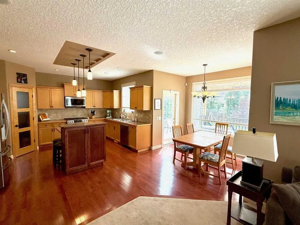 215 Hawkmere Road