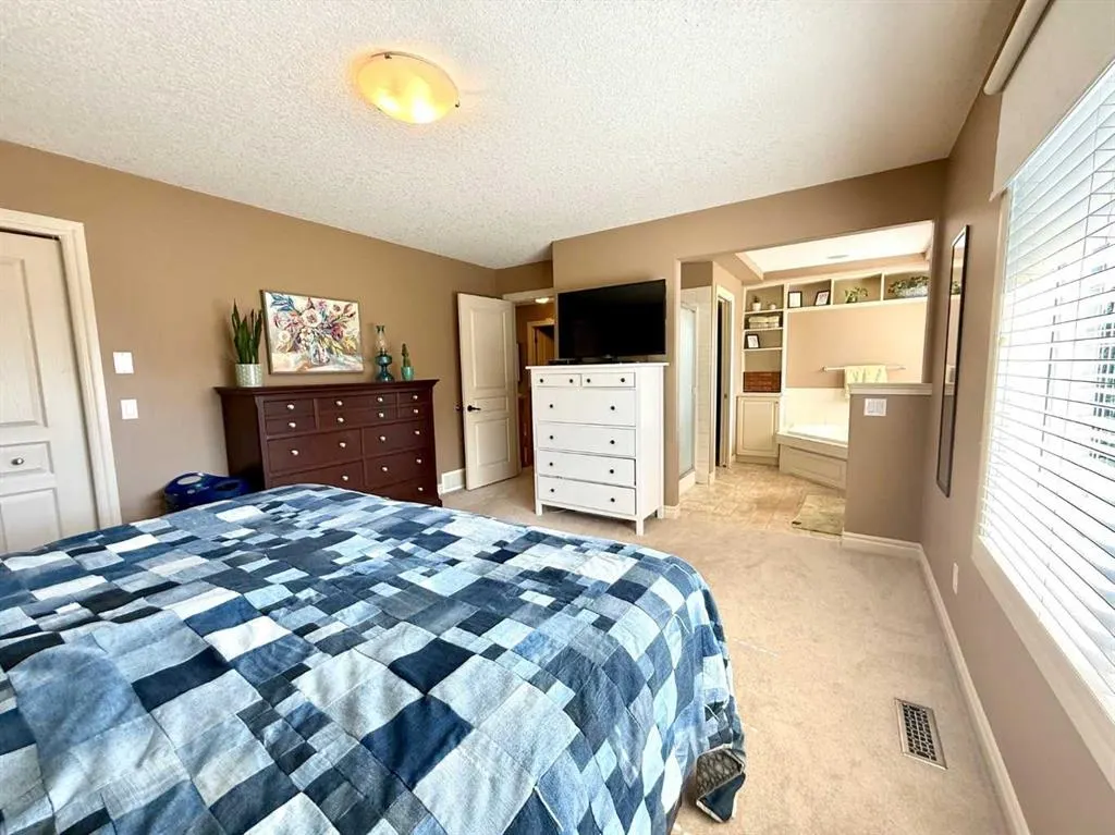 215 Hawkmere Road