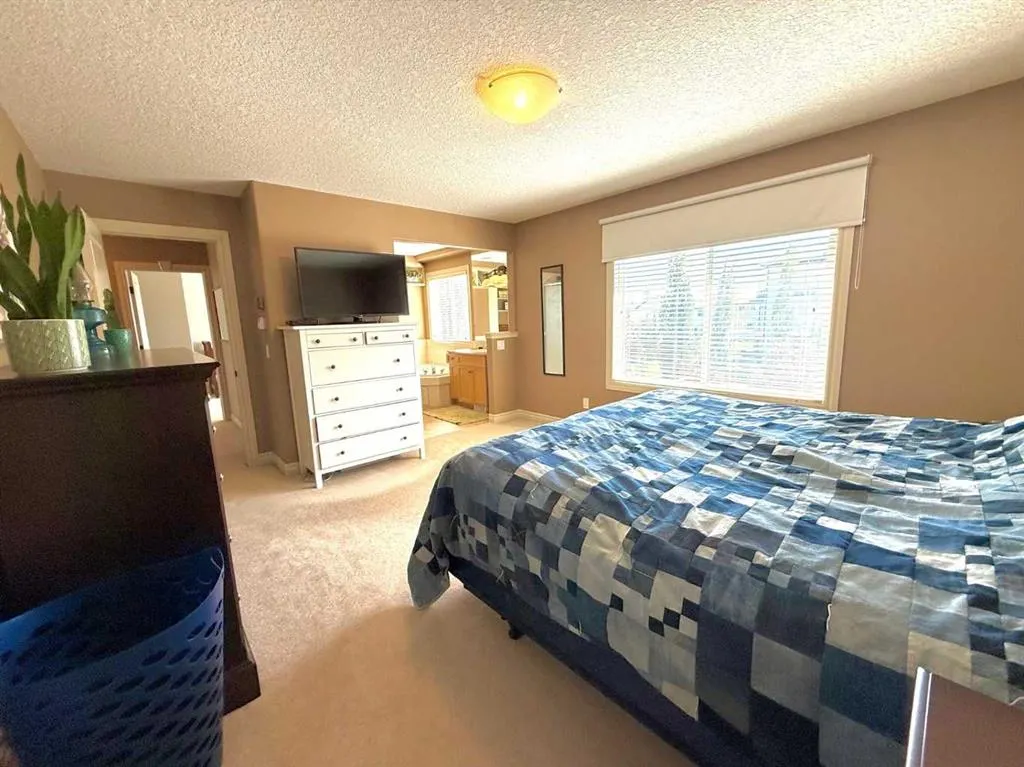 215 Hawkmere Road