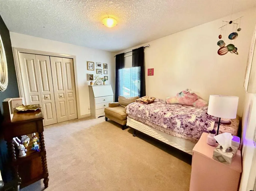 215 Hawkmere Road