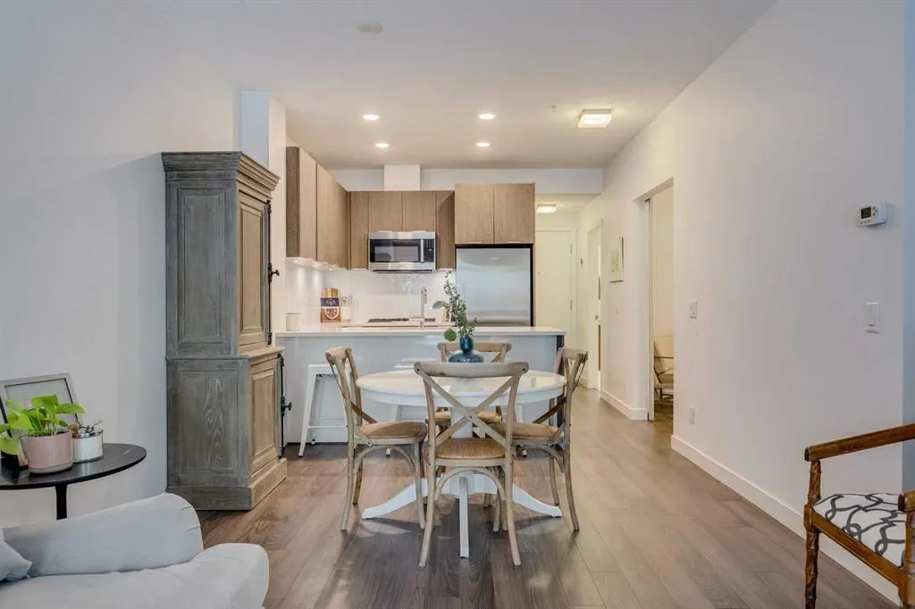 823 5 Avenue NW, #114
