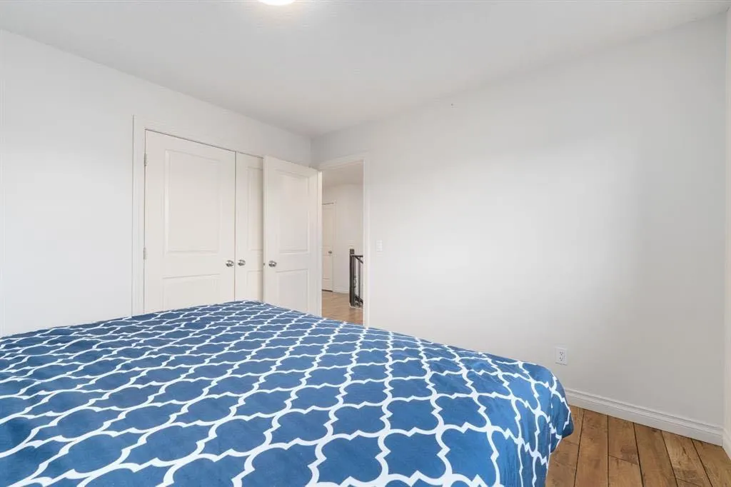 107 East Lake View