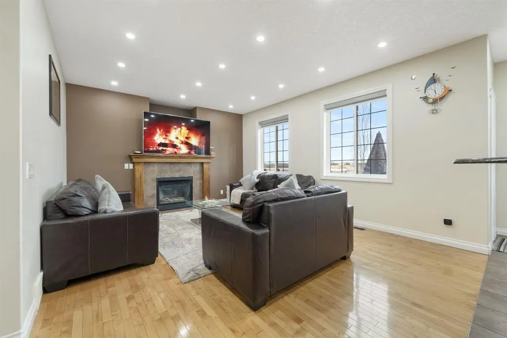 107 East Lake View