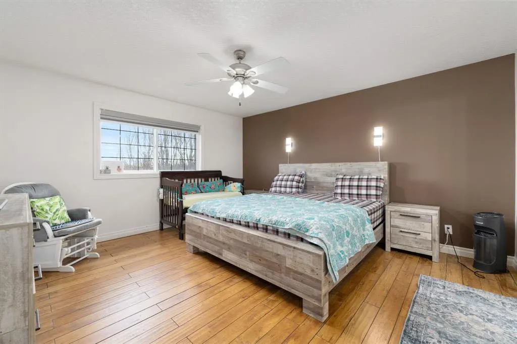 107 East Lake View