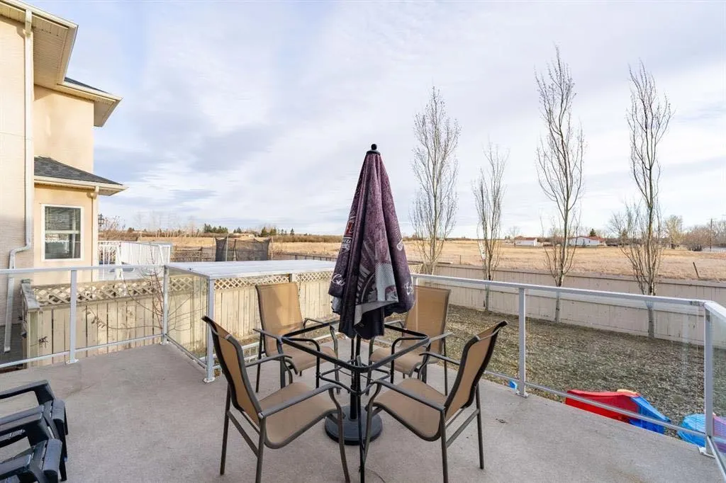 107 East Lake View