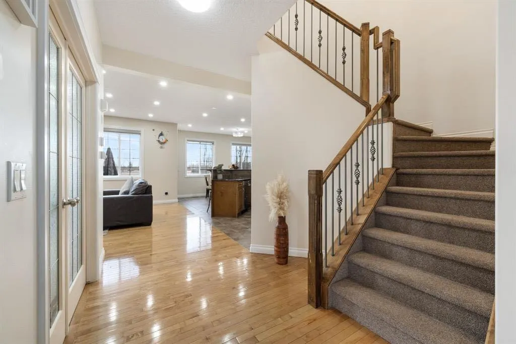 107 East Lake View