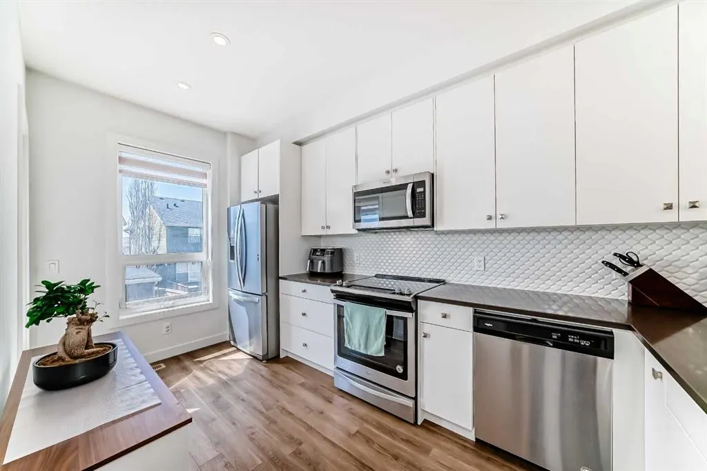 15 Evanscrest Park NW, #510