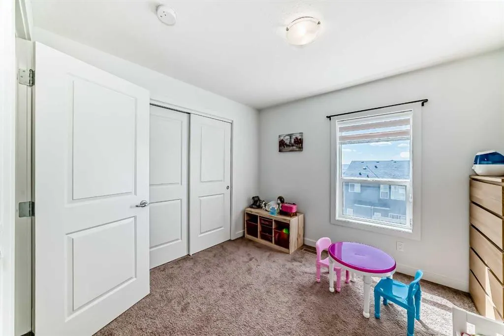 15 Evanscrest Park NW, #510