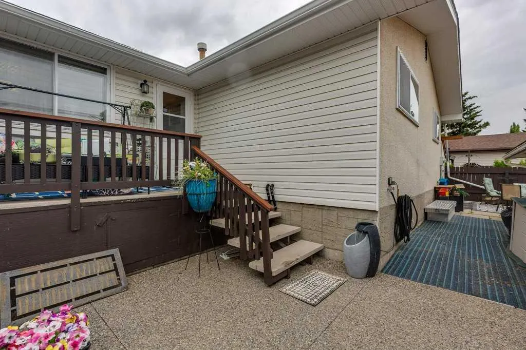12 McPhee Street