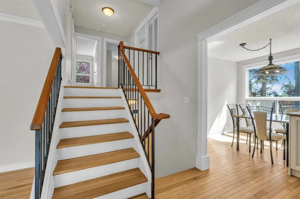 203 Edgeland Road NW