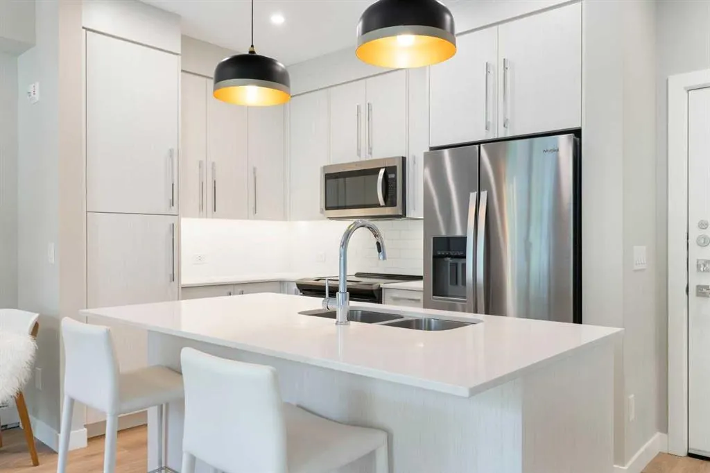383 Smith Street NW, #110