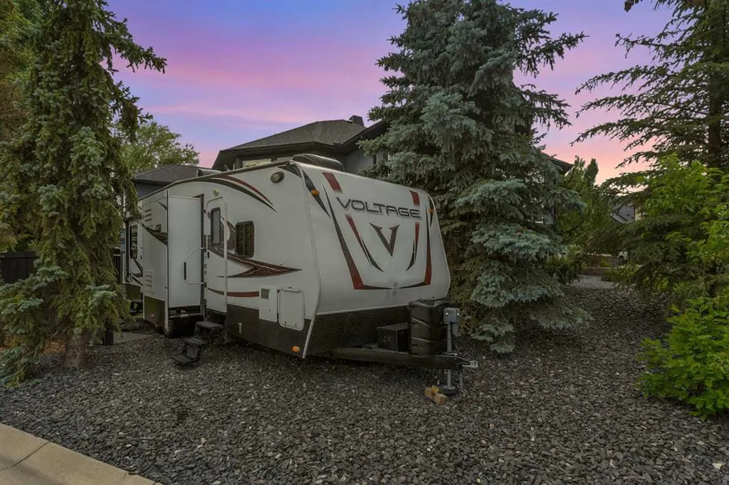 136 Magenta Crescent