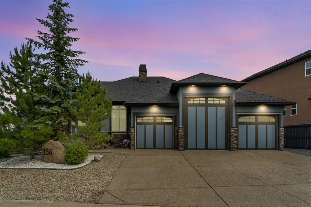 136 Magenta Crescent