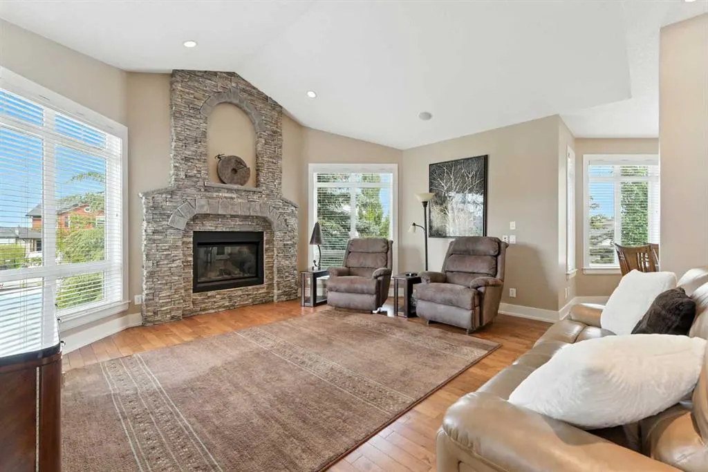136 Magenta Crescent