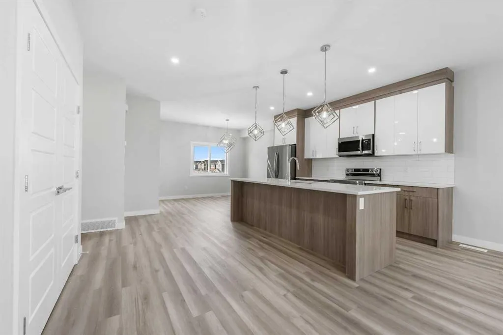 331 Red Sky Terrace NE