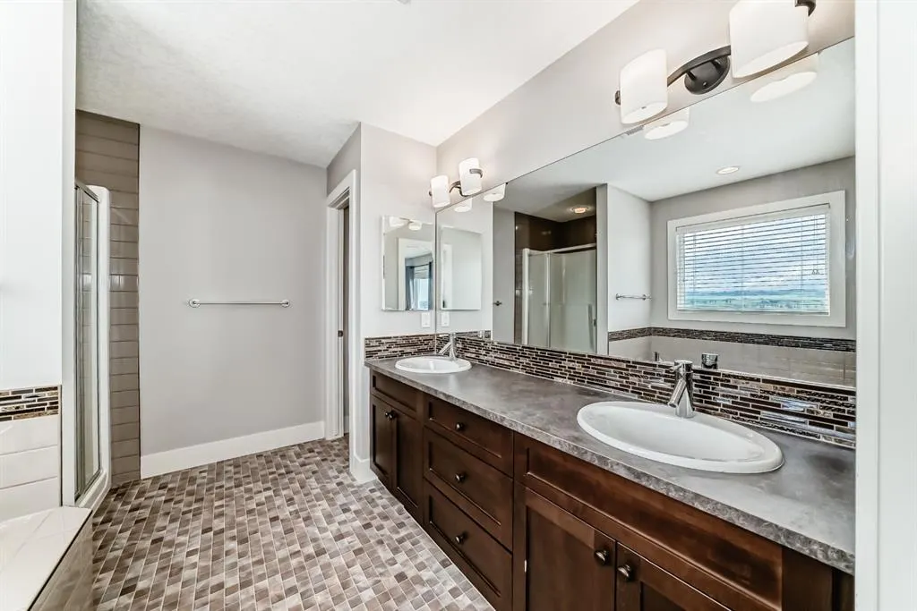 14 Heritage View