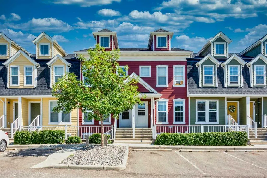 416 Mckenzie Towne Close SE