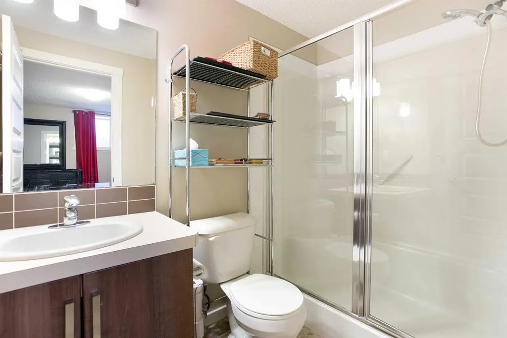 416 Mckenzie Towne Close SE
