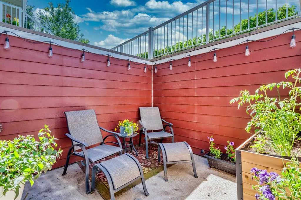 416 Mckenzie Towne Close SE